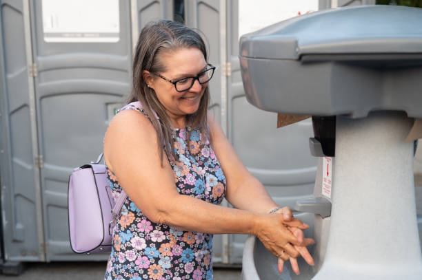 Best Portable restroom trailer rental  in Orland Park, IL